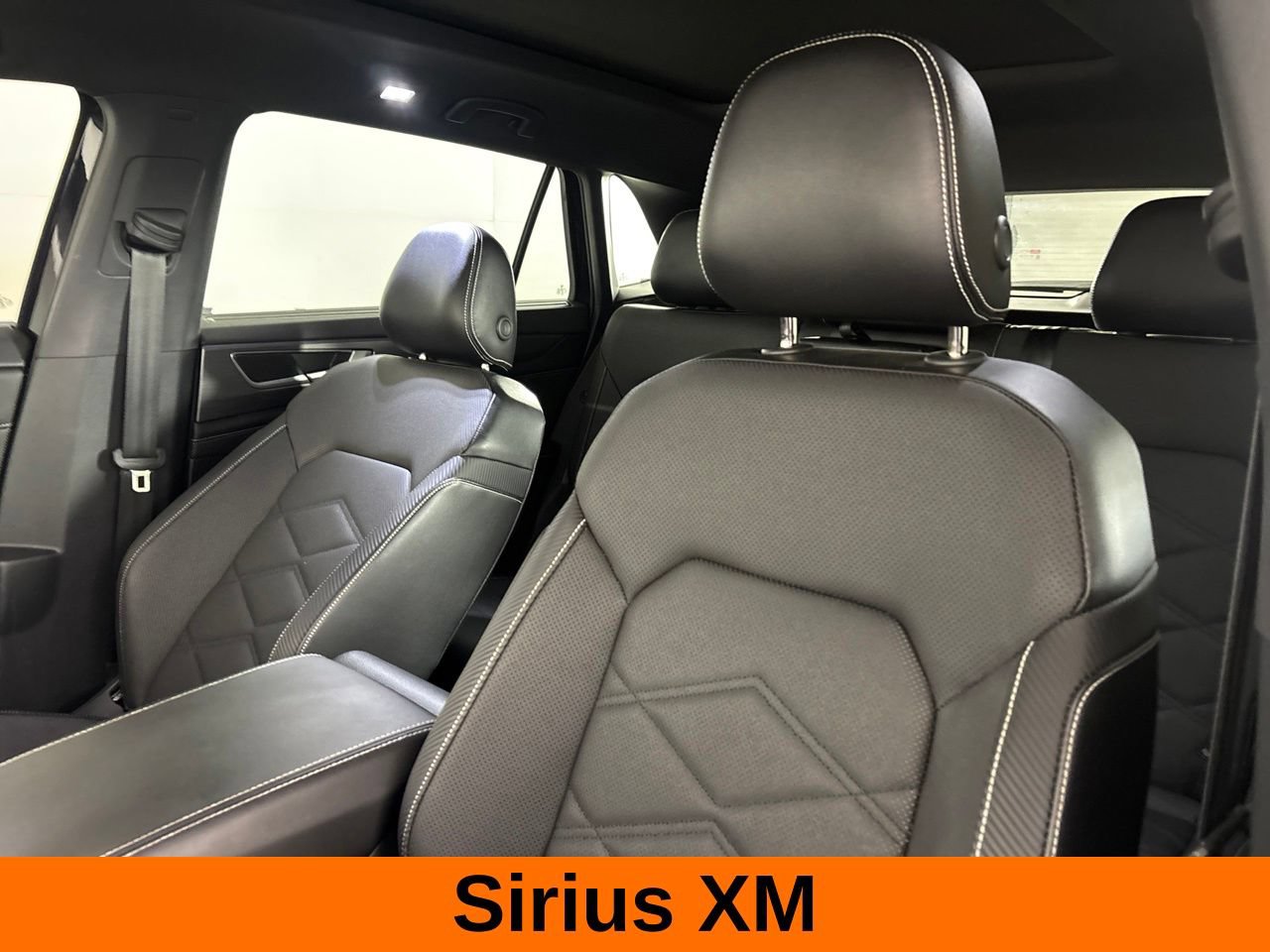 Used 2024 Volkswagen Atlas Cross Sport SE w/ Panoramic Sunroof Package FWD image 14