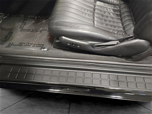 Used 2002 Chevrolet Camaro Z28 w/ SS Performance/Appearance Pkg image 31