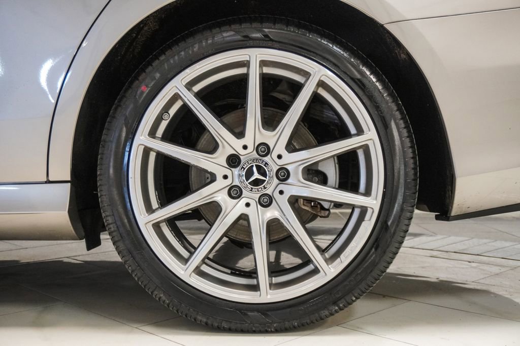 Used 2021 Mercedes-Benz E 350 Sedan w/ Premium Package image 35