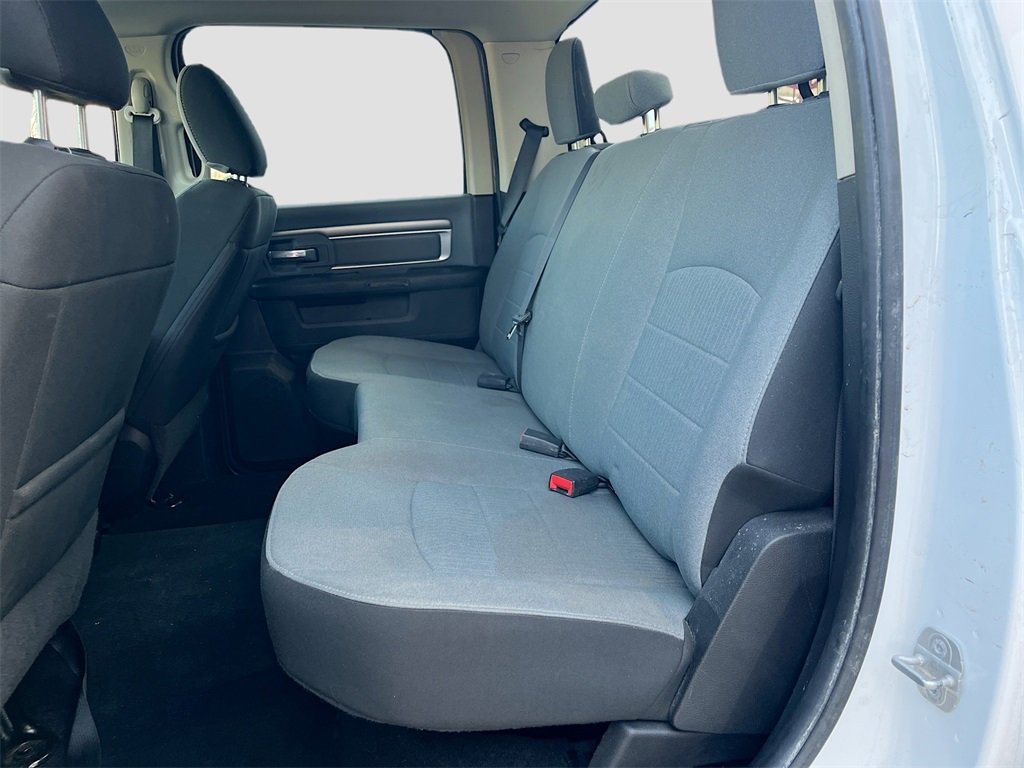 Used 2021 RAM 1500 Classic SLT image 24