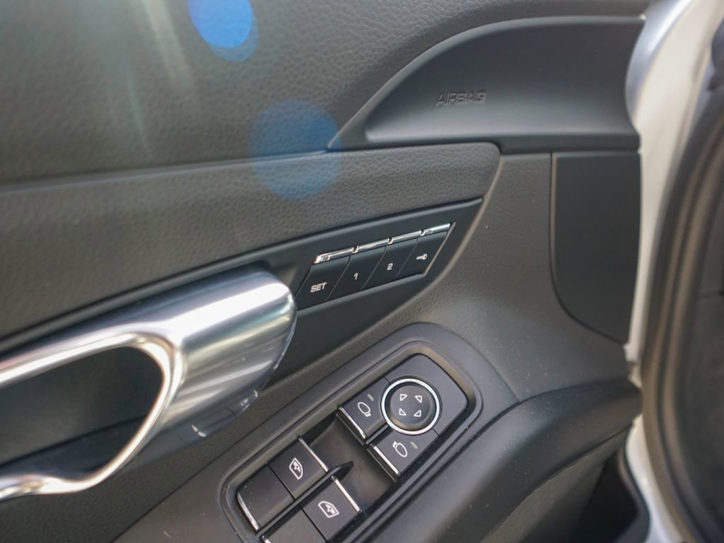 Used 2016 Porsche Boxster image 16