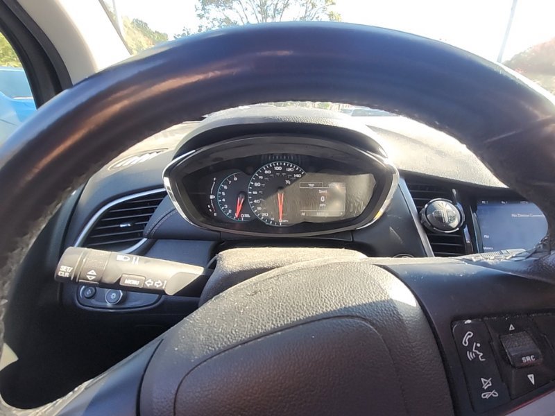 Used 2020 Chevrolet Trax LT w/ Driver Confidence Package AWD/4WD image 8