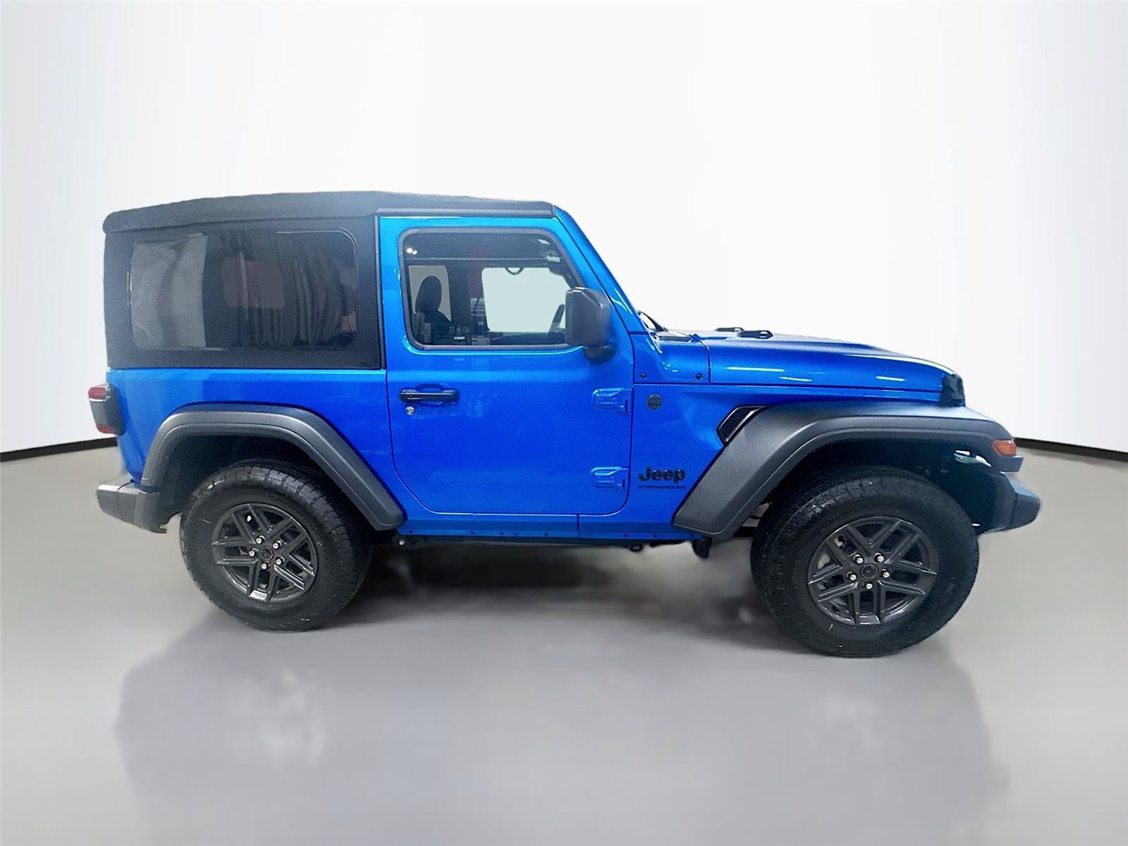 Used 2024 Jeep Wrangler Sport AWD/4WD image 16