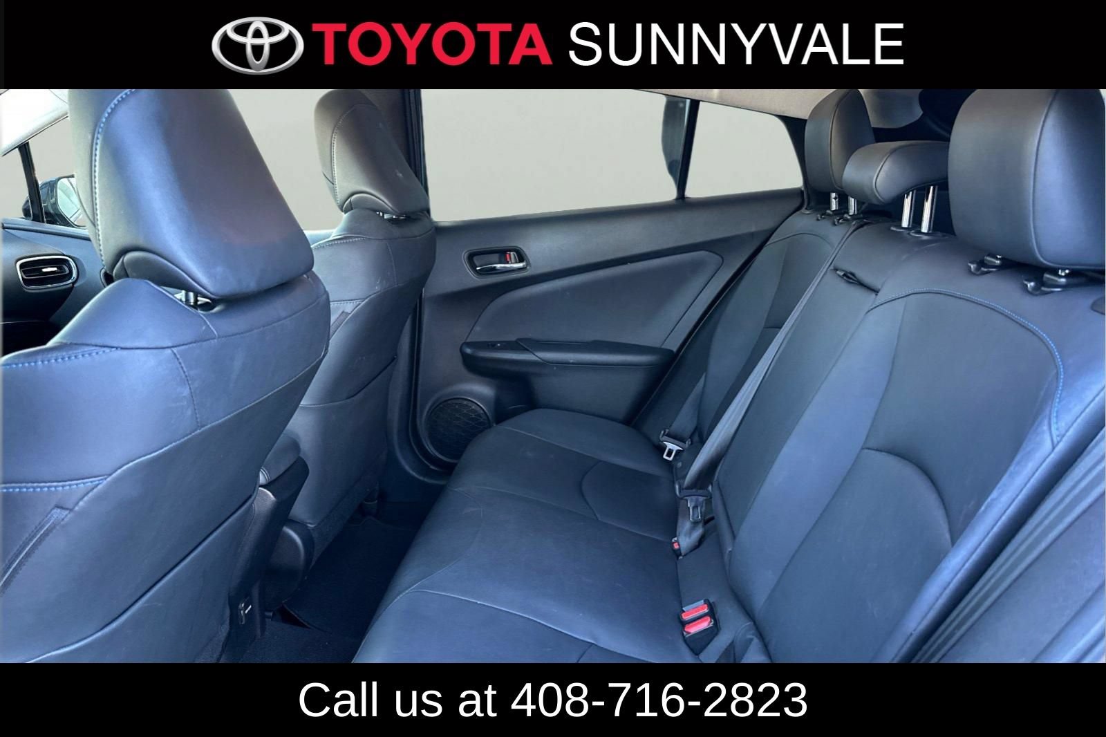 Used 2016 Toyota Prius Three Touring FWD image 5