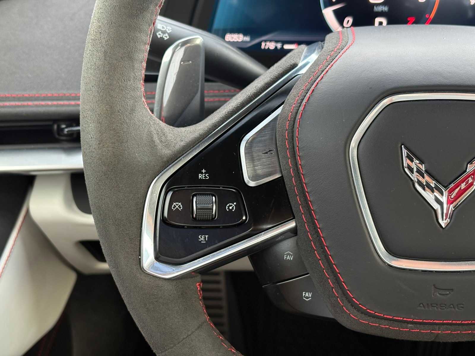 Used 2023 Chevrolet Corvette Stingray Premium Cpe w/ Z51 Performance Package RWD image 20