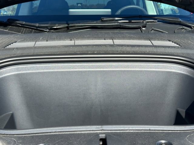 Used 2022 Tesla Model Y Long Range image 8