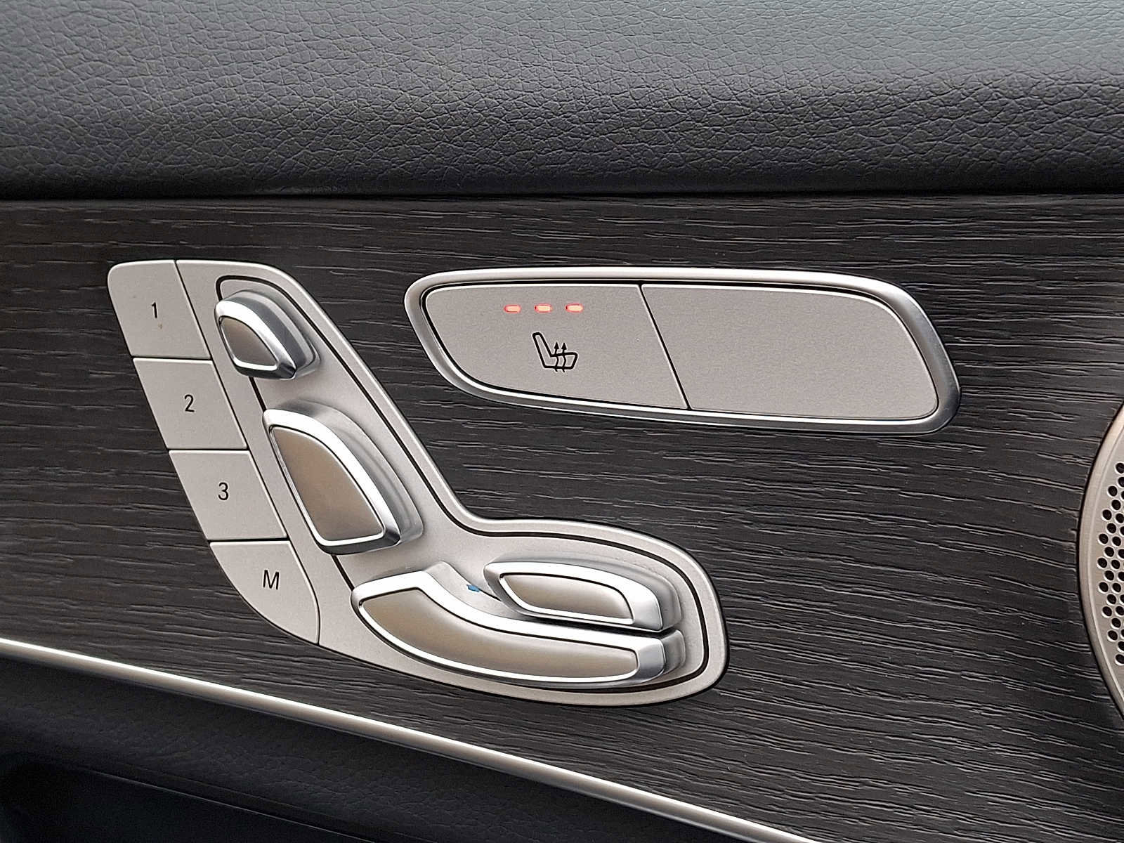 Certified 2021 Mercedes-Benz GLC 300 4MATIC image 24
