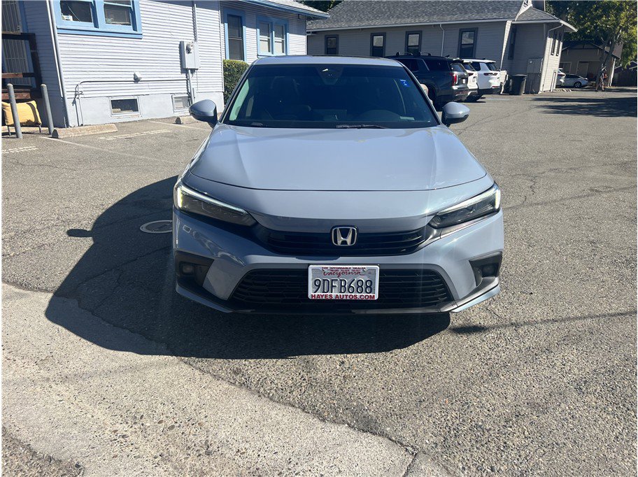 Used 2022 Honda Civic Touring image 2
