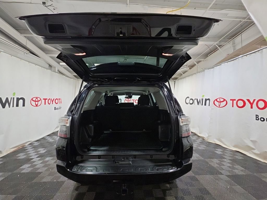 Used 2024 Toyota 4Runner SR5 AWD/4WD image 7
