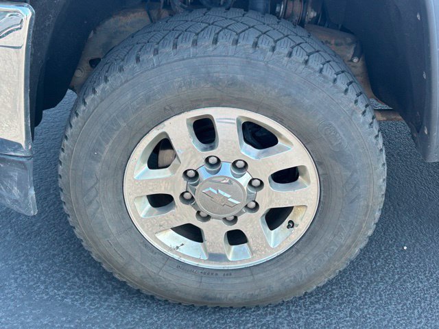 Used 2019 GMC Sierra 2500 SLT w/ Duramax Plus Package AWD/4WD image 12