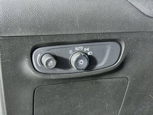 Used 2024 Buick Encore GX Sport Touring AWD/4WD image 10