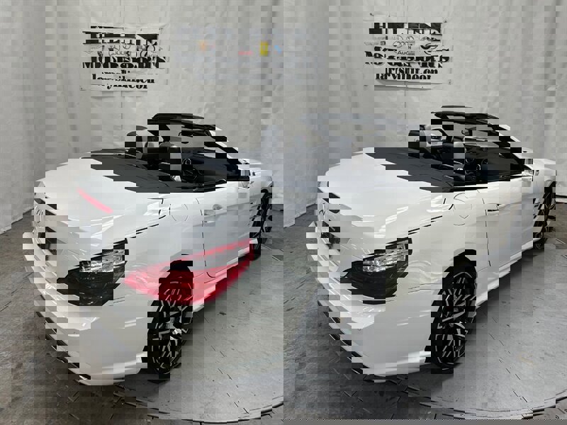 Used 2015 Mercedes-Benz SL 550 w/ White Arrow Edition image 6