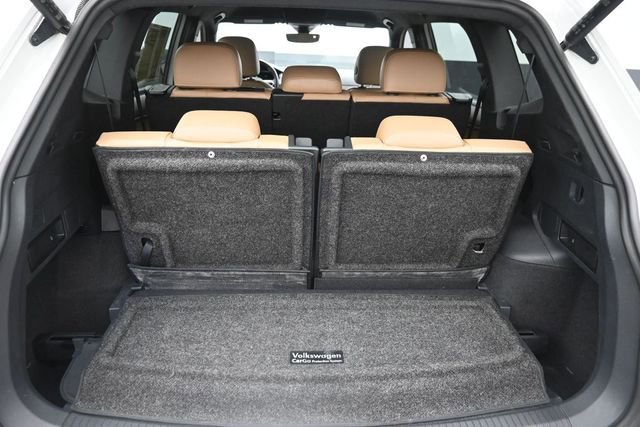 Used 2022 Volkswagen Tiguan SE R-Line FWD image 31
