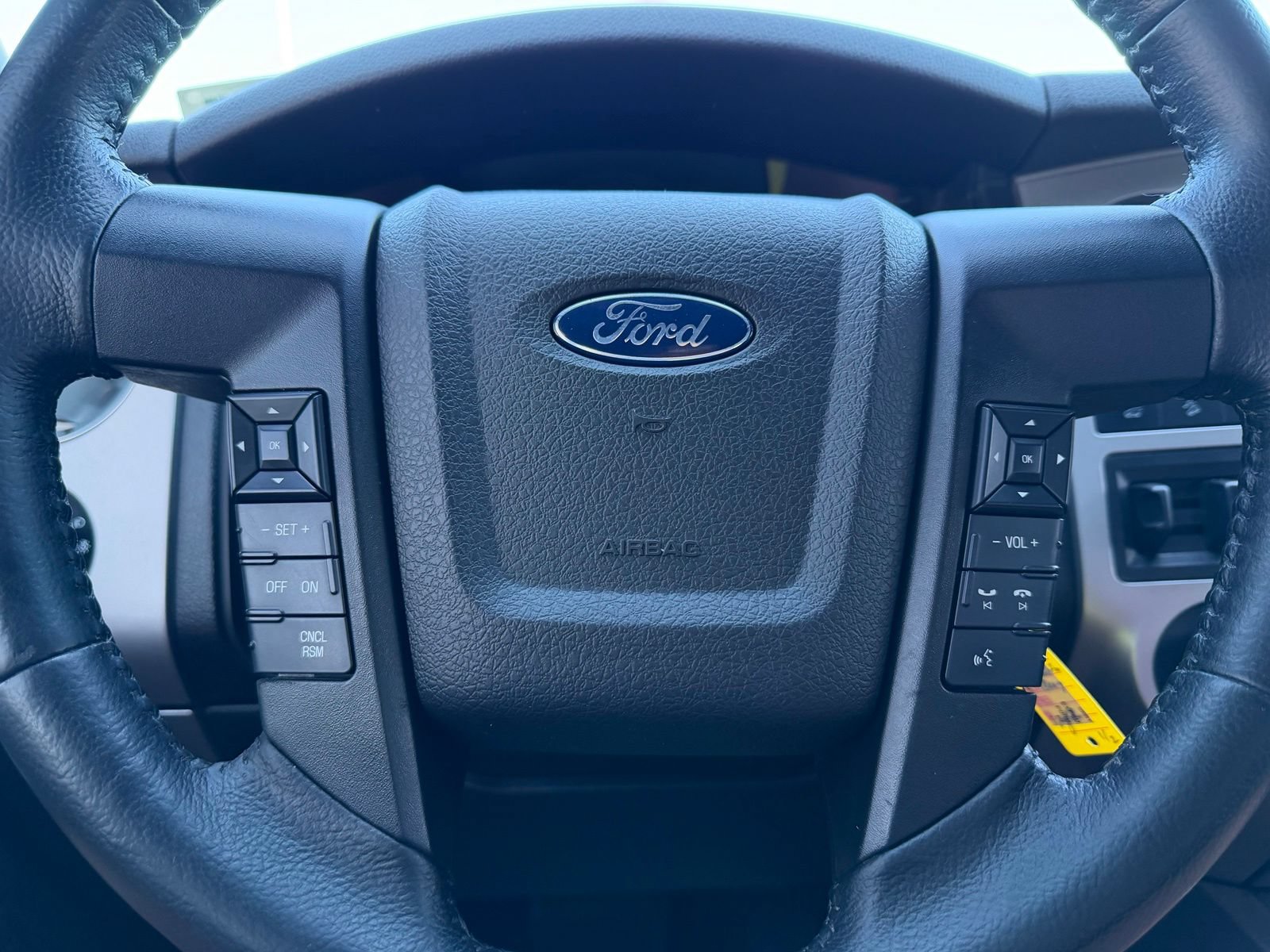 Used 2017 Ford Expedition XLT w/ Equipment Group 202A AWD/4WD image 20