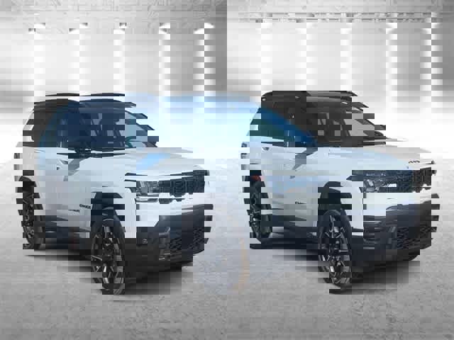 New 2026 Jeep Cherokee Overland image 2