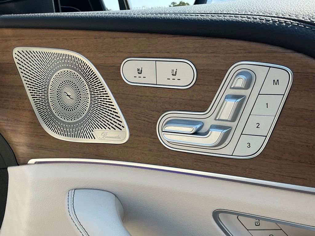 Used 2023 Mercedes-Benz GLS 450 4MATIC image 15