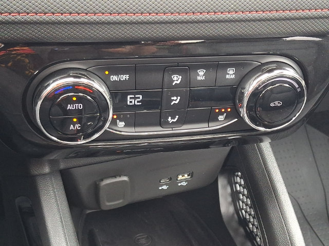 Used 2025 Chevrolet TrailBlazer RS w/ Convenience Package AWD/4WD image 16