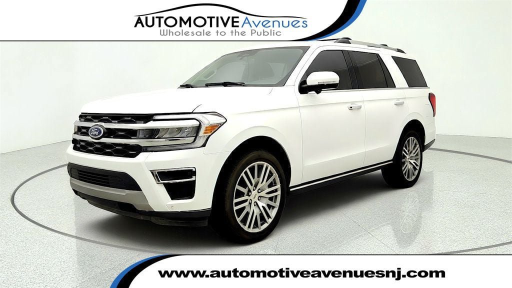 Used 2022 Ford Expedition Limited AWD/4WD image 1
