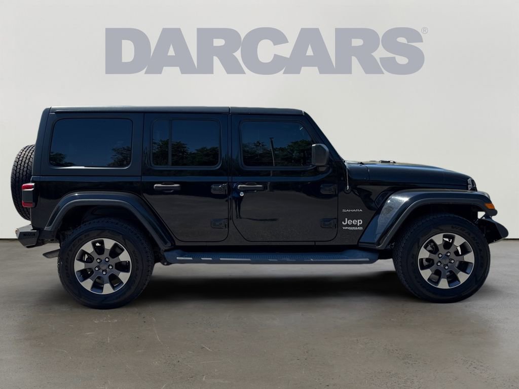 Used 2018 Jeep Wrangler Unlimited Sahara image 8
