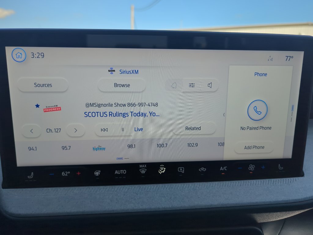 New 2025 Ford Maverick XLT w/ XLT Luxury Package image 20