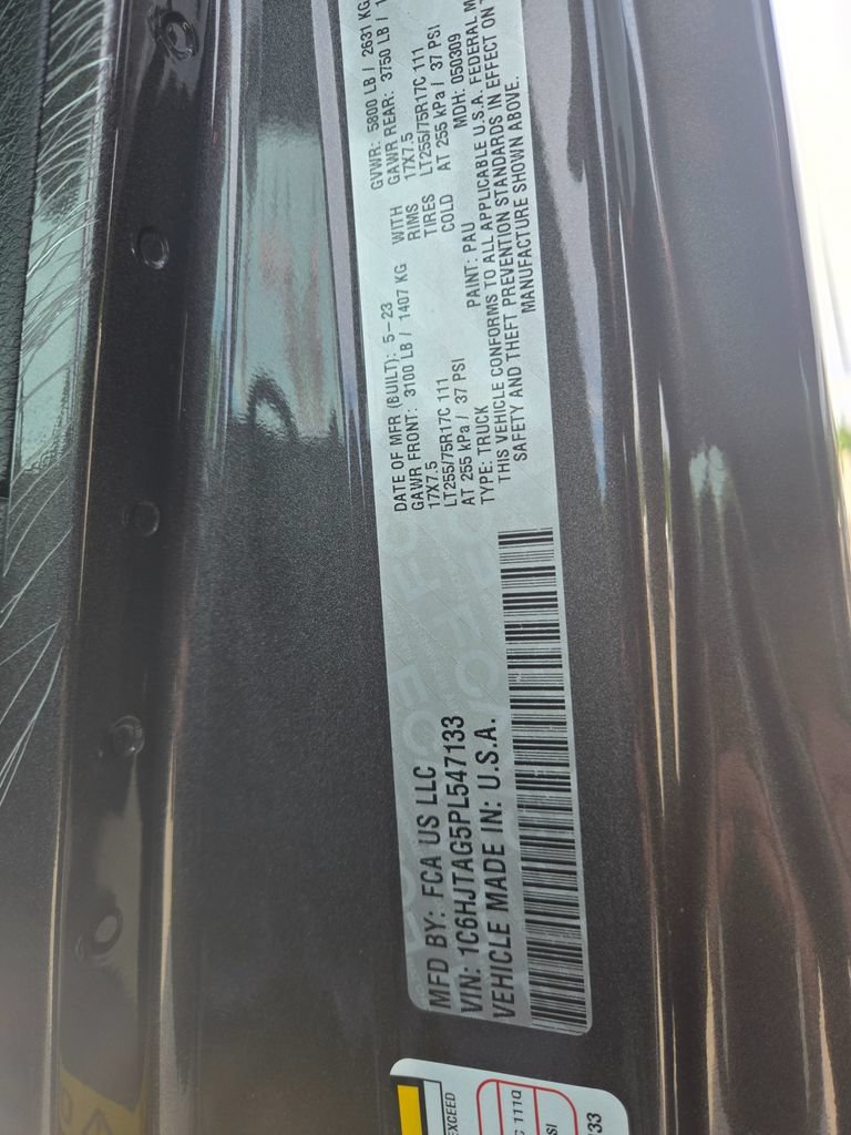Used 2023 Jeep Gladiator Sport AWD/4WD image 12