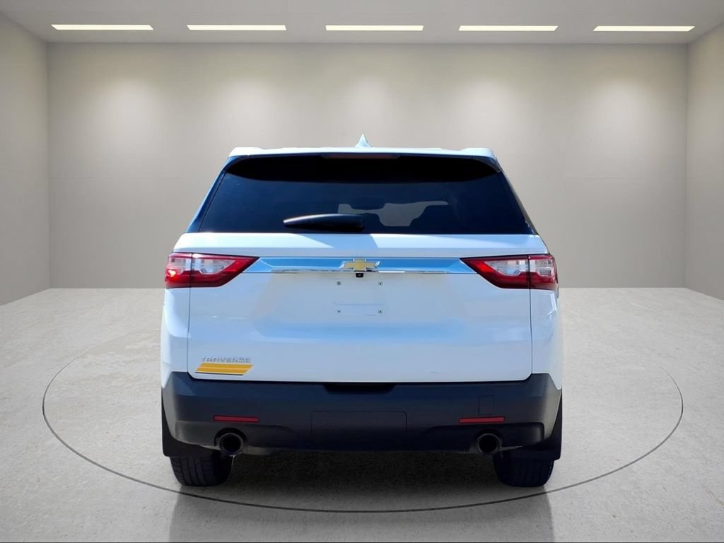 Used 2020 Chevrolet Traverse LS w/ LPO, Floor Liner Package FWD image 5