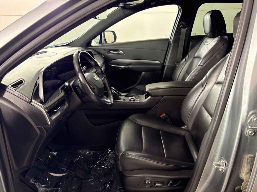 Used 2024 Cadillac XT4 Premium Luxury FWD image 32