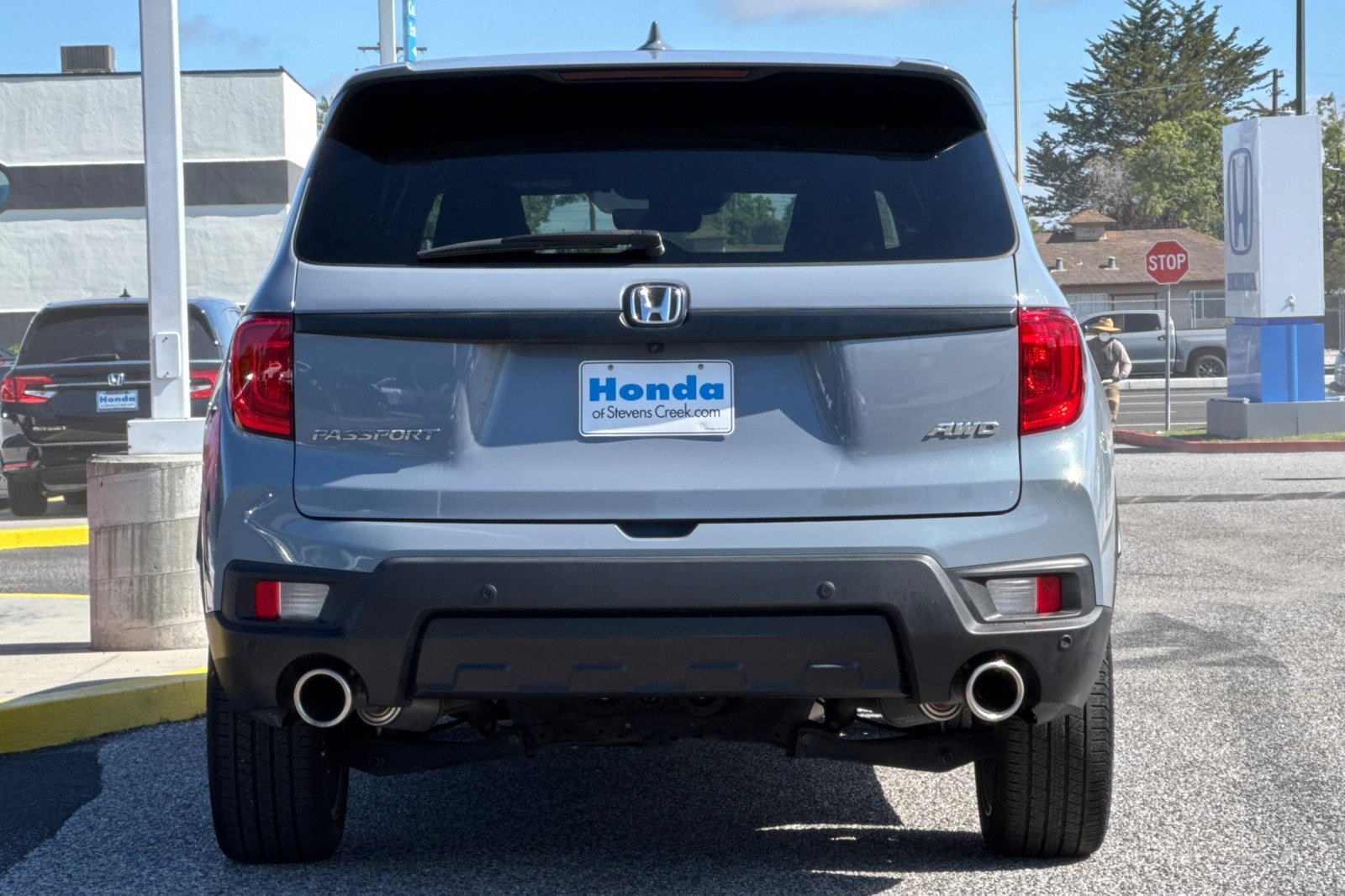 Used 2023 Honda Passport EX-L image 9