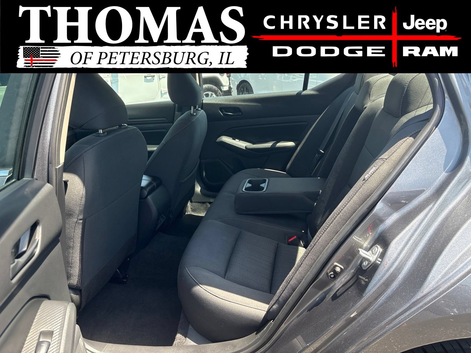 Used 2025 Nissan Altima 2.5 SV FWD image 27