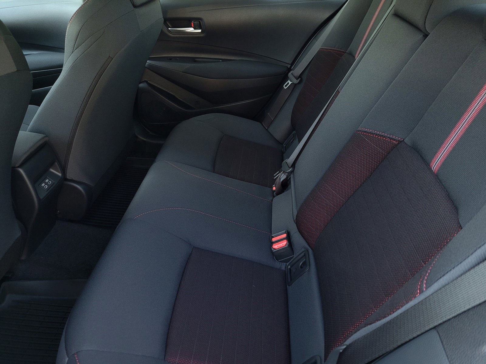 New 2026 Toyota Corolla SE image 8