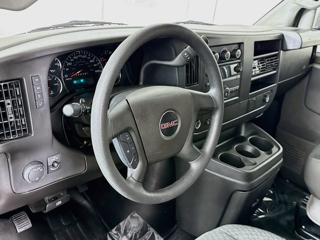 Used 2025 GMC Savana 2500 w/ Driver Convenience Package RWD image 21
