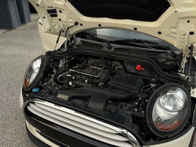 Used 2017 MINI Cooper 2-Door Hardtop image 33