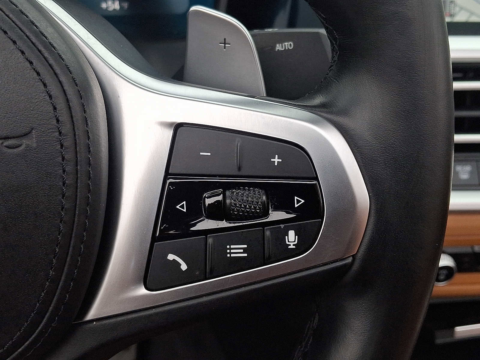 Used 2023 BMW 440i xDrive Convertible w/ Premium Package image 23