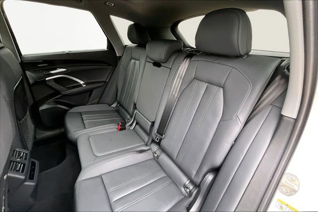 Used 2025 Audi Q5 Premium Plus w/ Premium Plus image 28