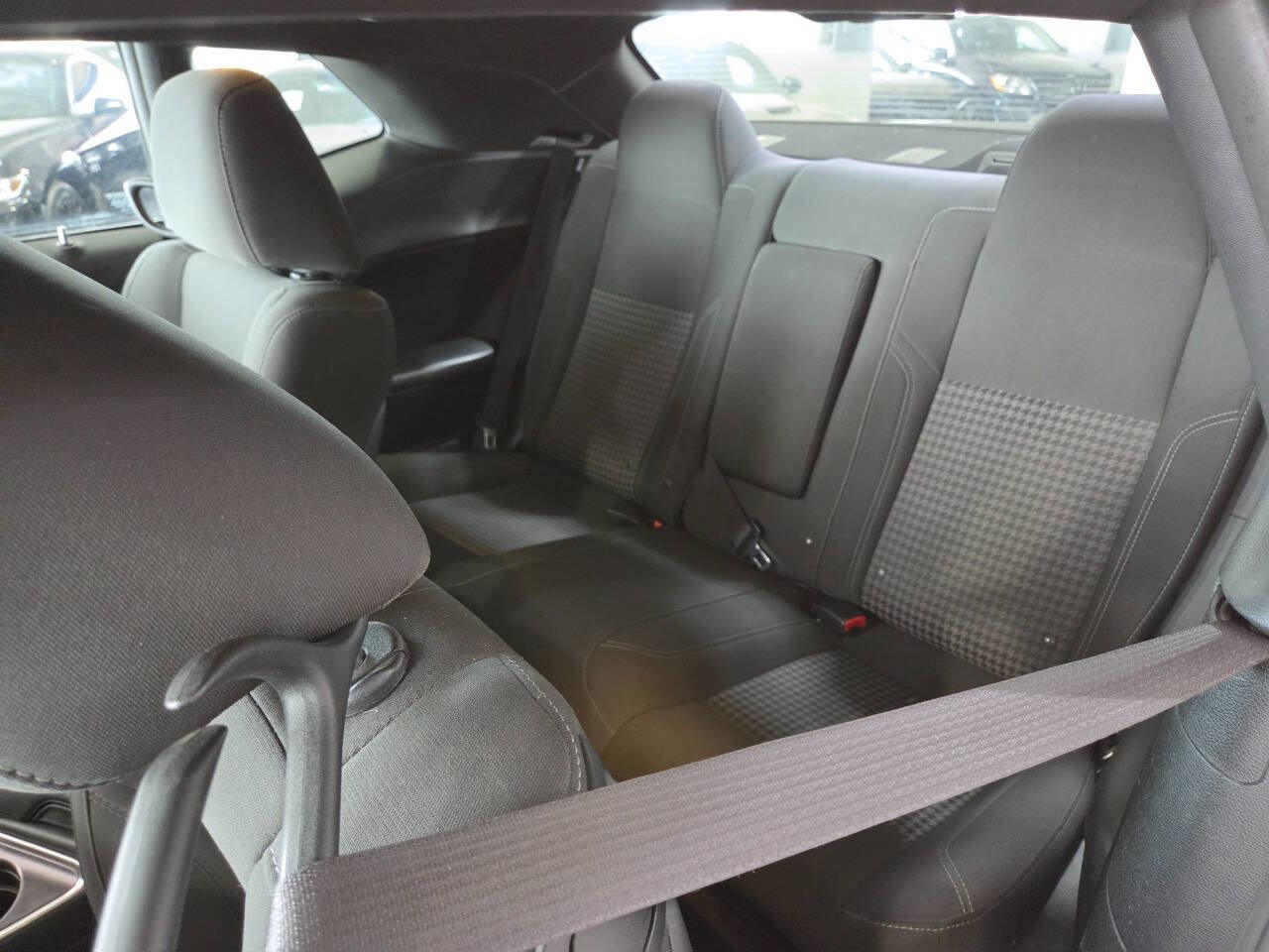 Used 2018 Dodge Challenger SXT image 19