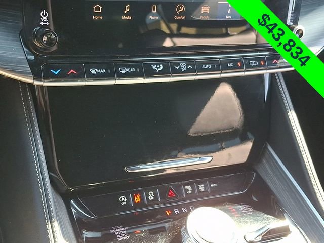 Used 2024 Jeep Wagoneer L Series III w/ Flexible Seating Group image 17