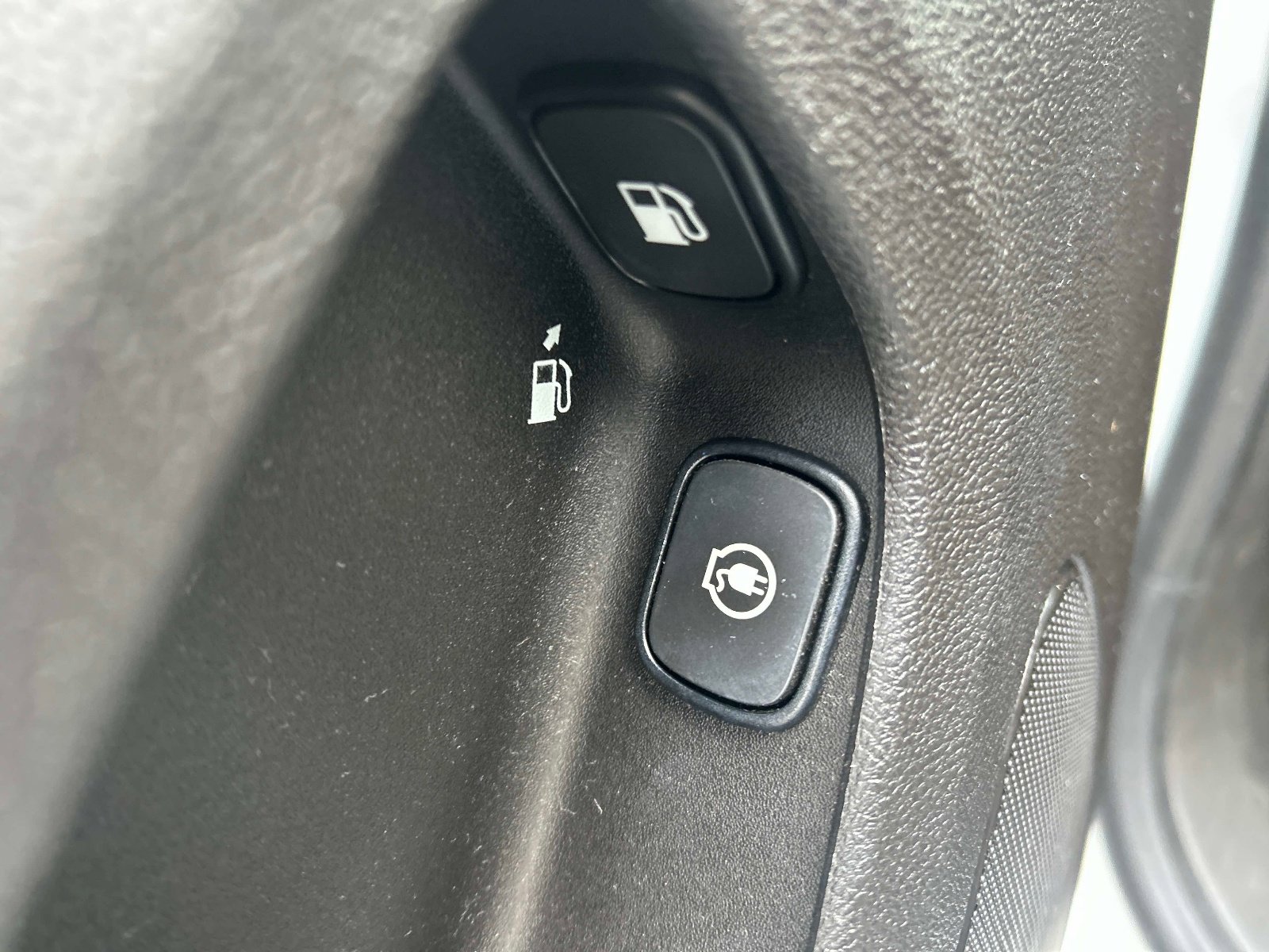 Used 2012 Chevrolet Volt Premium w/ Premium Trim Package image 20