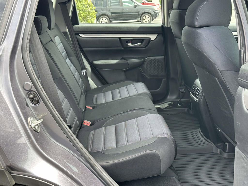 Used 2019 Honda CR-V LX image 7