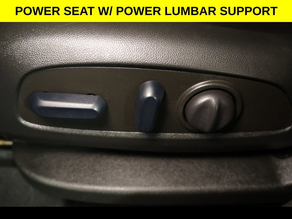 Used 2022 Chevrolet Equinox RS w/ LPO, Floor Liner Package image 6