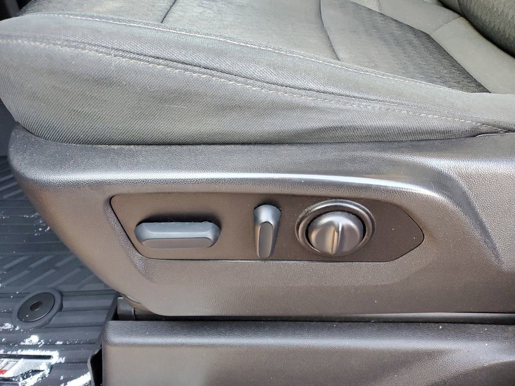 Used 2022 Chevrolet Silverado 1500 LT Trail Boss w/ Safety Package image 7