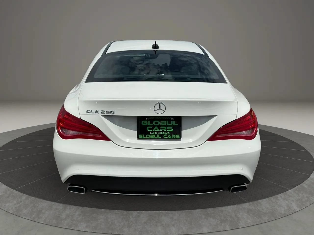 Used 2015 Mercedes-Benz CLA 250 image 5