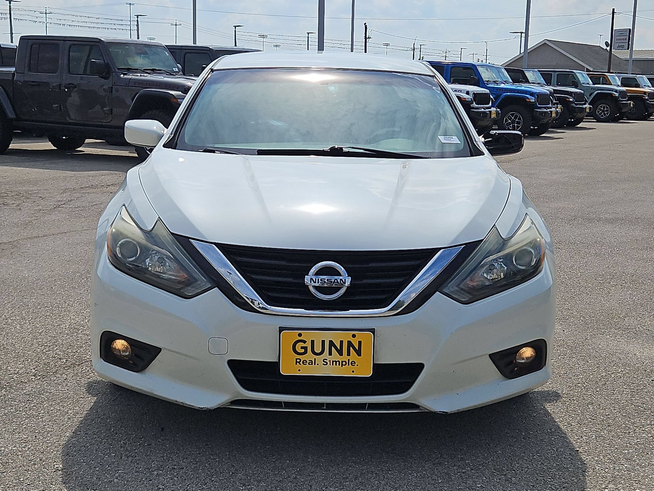 Used 2018 Nissan Altima 2.5 SR FWD image 8