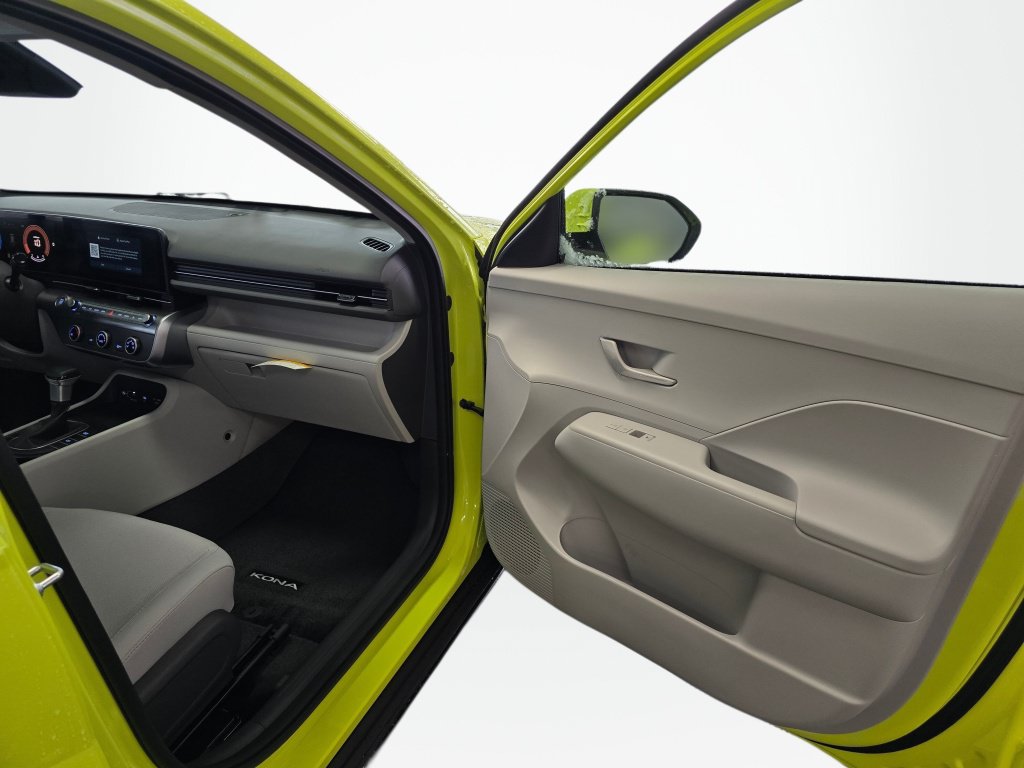 New 2026 Hyundai Kona SE AWD/4WD image 44