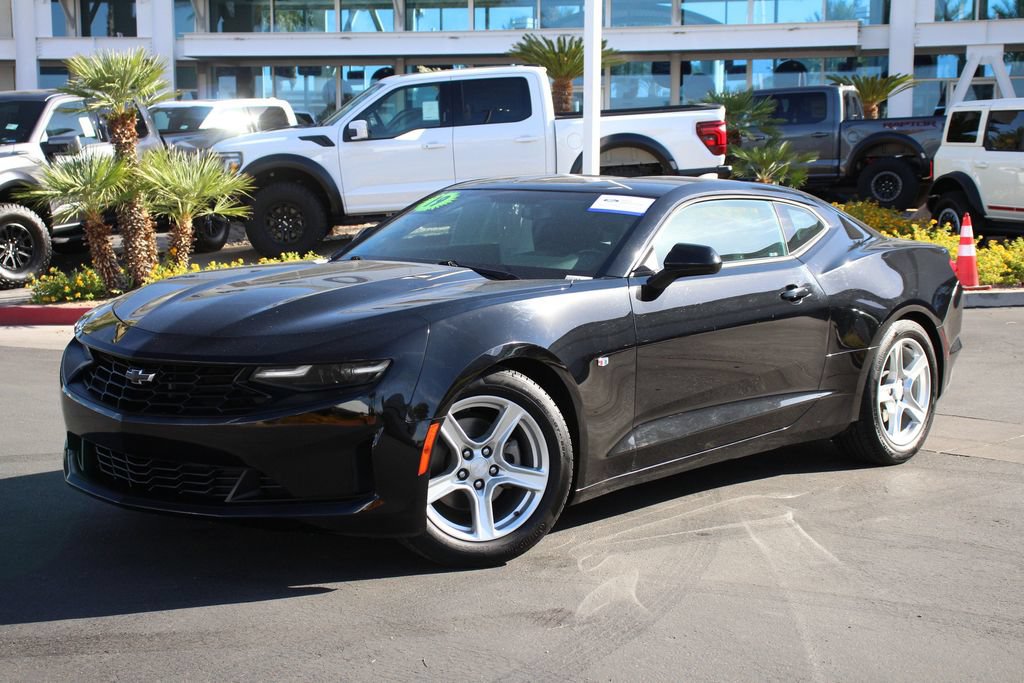Used 2019 Chevrolet Camaro LT RWD image 1