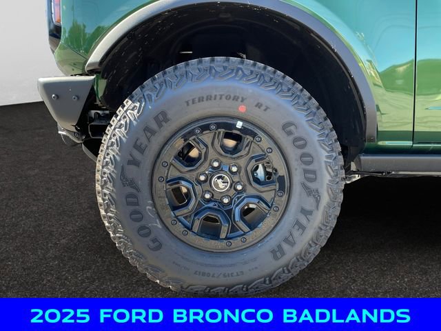 New 2025 Ford Bronco Badlands image 14