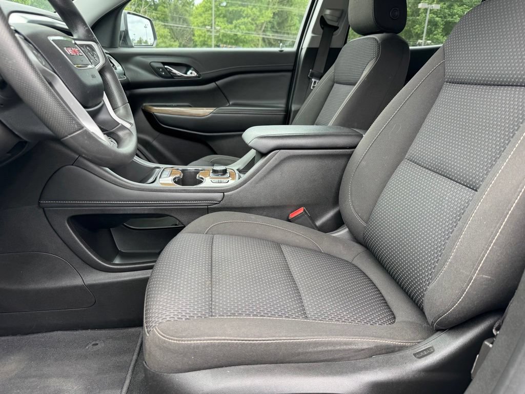 Used 2023 GMC Acadia SLE w/ Driver Convenience Package FWD image 12