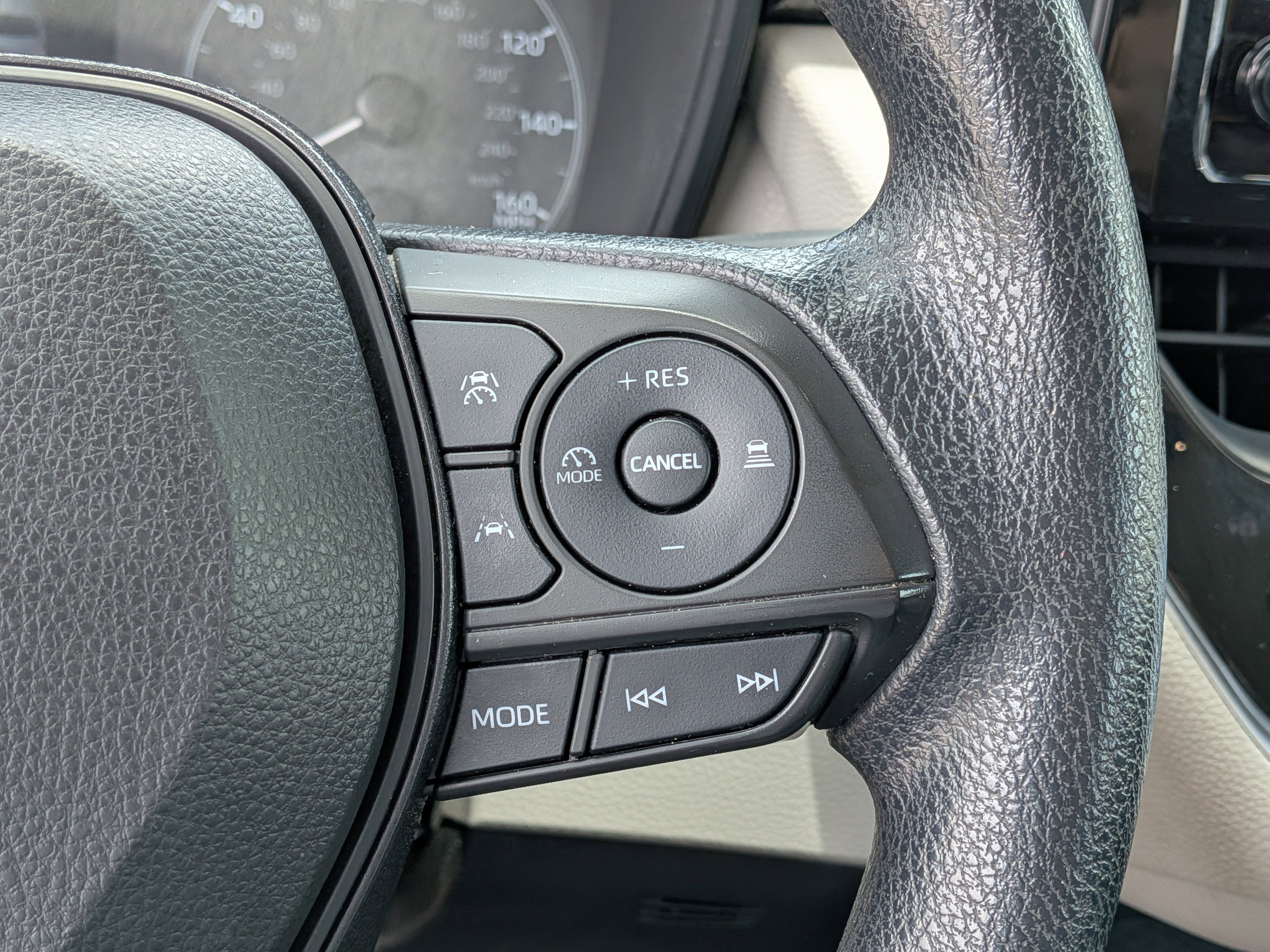 Used 2024 Toyota Corolla LE FWD image 24