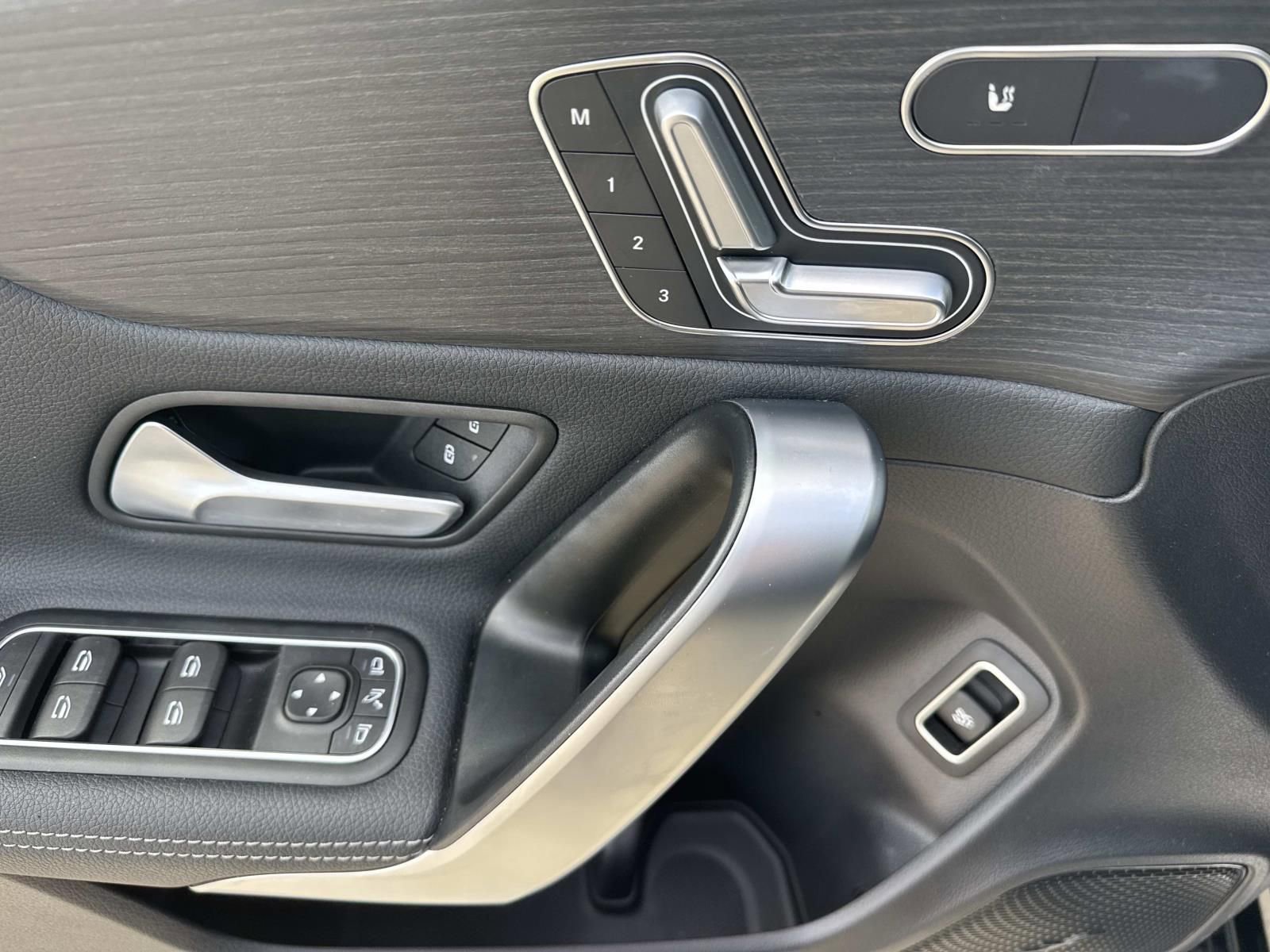 Used 2025 Mercedes-Benz CLA 250 image 20