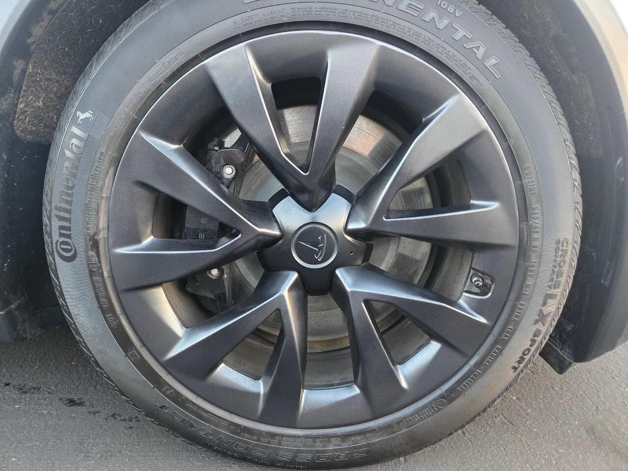 Used 2022 Tesla Model X Base AWD 4dr SUV image 18