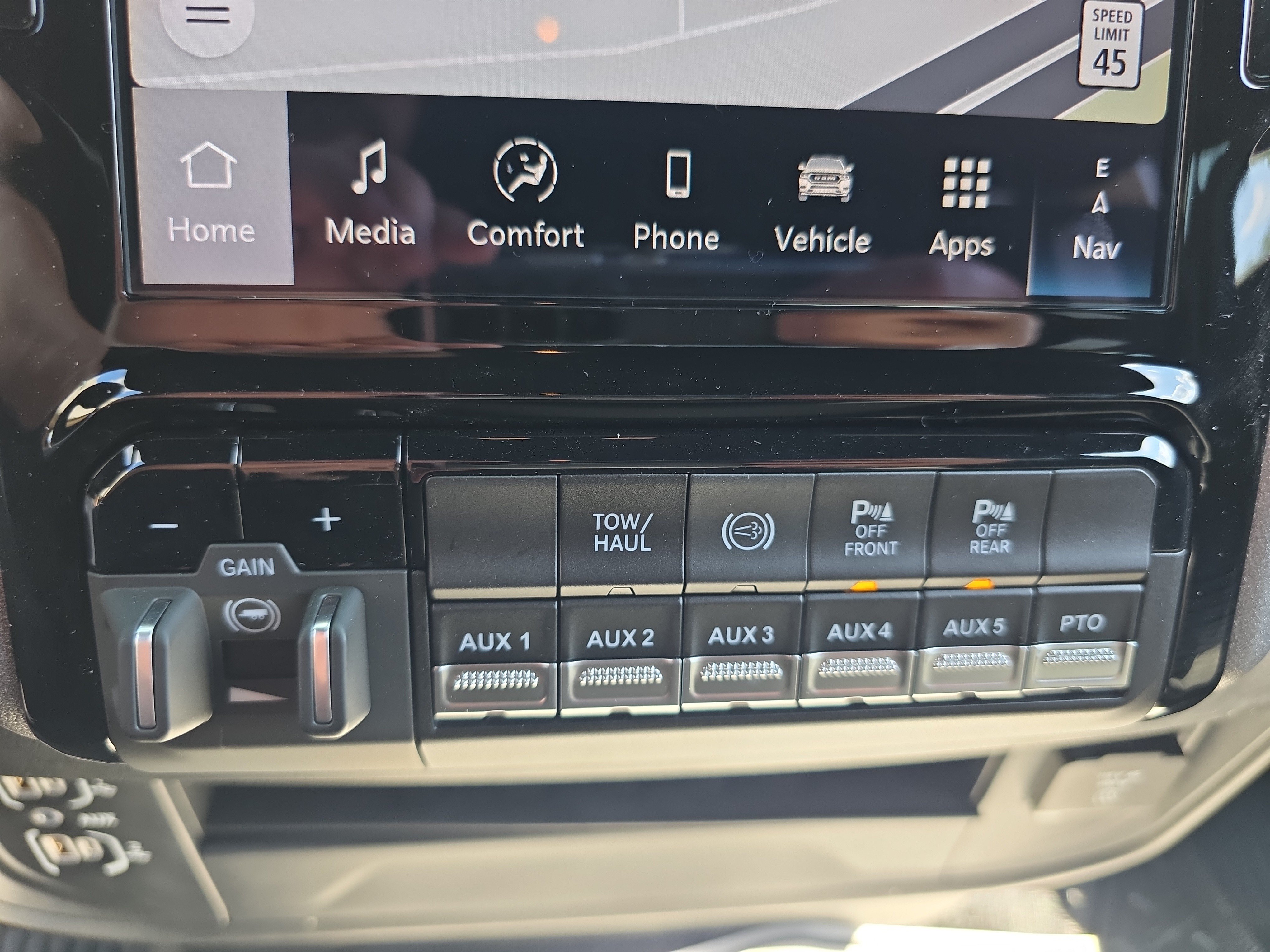 New 2026 RAM 5500 Tradesman AWD/4WD image 6